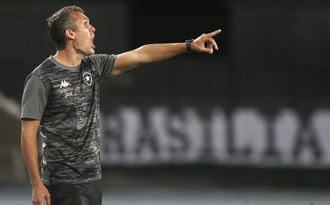 Botafogo Anuncia Demiss O Do T Cnico Bruno Lazaroni