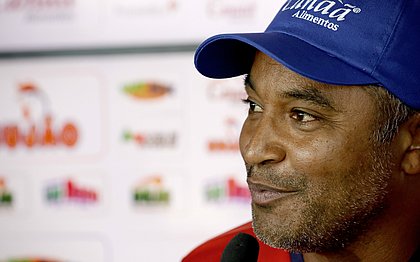Roger Machado elogia postura do Bahia diante do Avaí