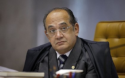 Gilmar pede informações ao TJ-RJ e à PGR sobre foro de Flávio Bolsonaro