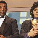 Pelé e Maradona em premiação