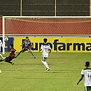 Luan Cândido bate de longe para fazer primeiro gol do Palmeiras 