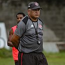 Agnaldo Liz é treinador do time de aspirantes do Vitória