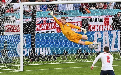 Pickford em ação pela seleção da Inglaterra
