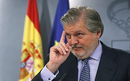 Governo espanhol pede a líder catalão que não faça algo "irreversível"