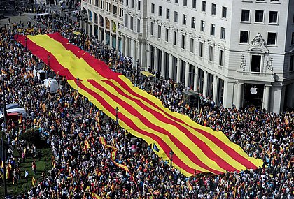 Catalunha tem greve geral em protesto pela atuação policial em referendo