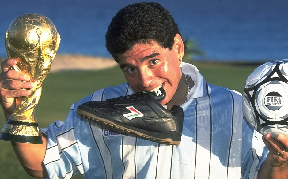 Do início ao auge relembre a carreira de Maradona em imagens Jornal CORREIO Notícias e Do início ao auge relembre a carreira de Maradona em imagens Jornal CORREIO Notícias e