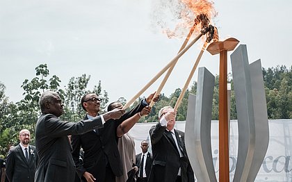 Ruanda lembra 25 anos de genocídio que deixou 800 mil mortos