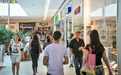 Shoppings tiveram prejuízo de R$ 10 milhões com lojas fechadas no domingo