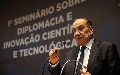 O ministro das Relações Exteriores, Aloysio Nunes, instruiu a embaixada brasileira em Washington, nos EUA, a solicitar a liberação completa dos registros