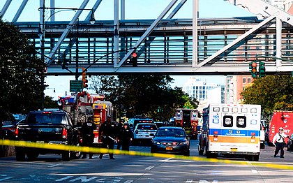 Atropelamento em ciclovia deixa pelo menos oito morto em Nova York