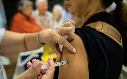 Febre Amarela: conheça sintomas e como funciona a vacina fracionada