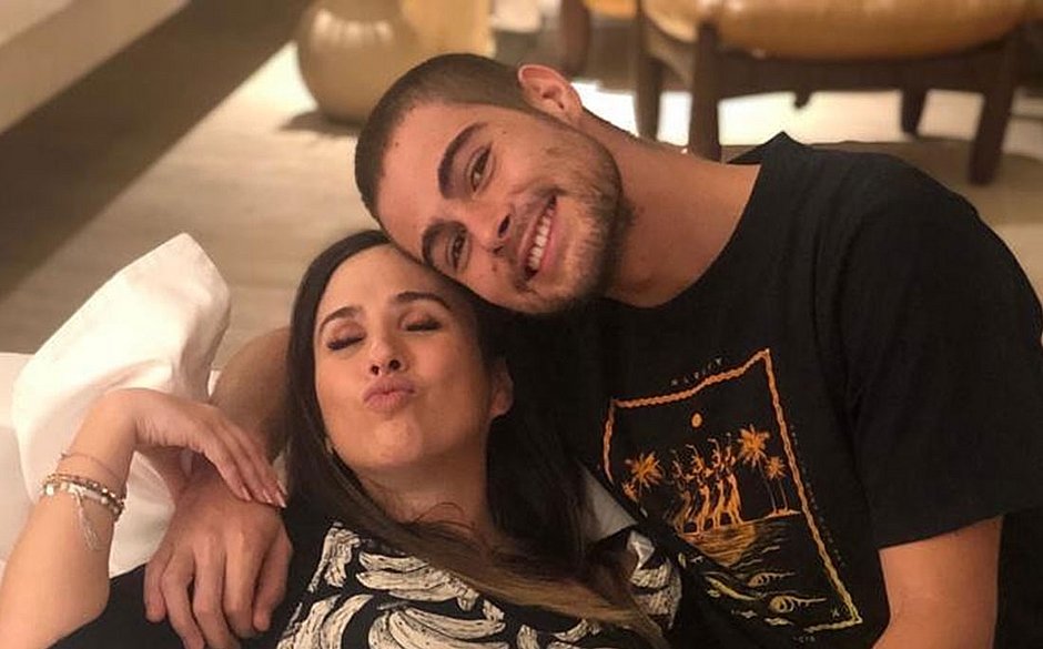 Tata Werneck E Rafael Vitti Comemoram Tres Anos Juntos Com