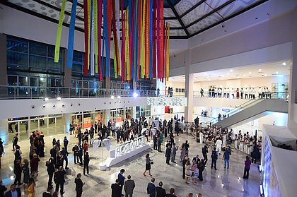 Com previsão de 130 eventos, Centro de Convenções de Salvador é inaugurado