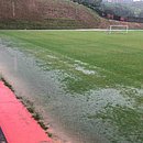 Campos da Toca do Leão ficaram alagados e o elenco do Vitória treinou na academia