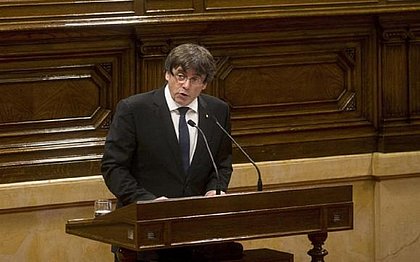 Espanha pede à Catalunha esclarecimento sobre declaração de independência