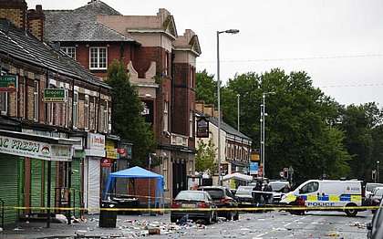 Dez pessoas são hospitalizadas após disparos em Manchester, no Reino Unido