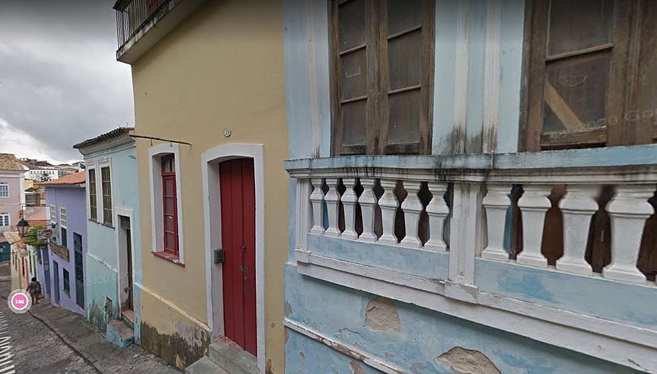 Fam&iacute;lias s&atilde;o despejadas de dois casar&otilde;es no Centro Hist&oacute;rico de Salvador