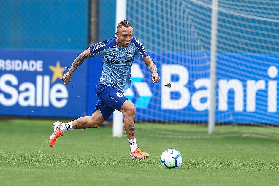 Grêmio contará com três reforços em partida contra o Bahia