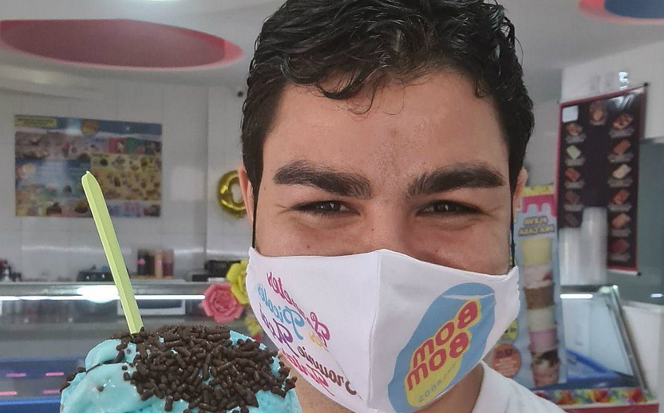 Laelson Nascimento, da Bombom, de Ilhéus, é o convidado de Flávia Paixão na live dessa quarta, no Empregos e Soluções
