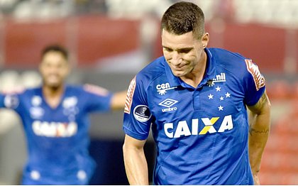 Afastado do Cruzeiro, Thiago Neves desabafa nas redes sociais