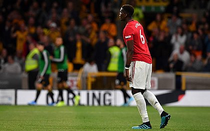 Manchester United e jogadores repudiam racismo contra Pogba