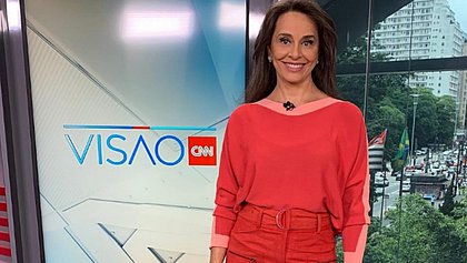Jornalista Carla Vilhena pede demissão da CNN Brasil e nega ida à RedeTV!