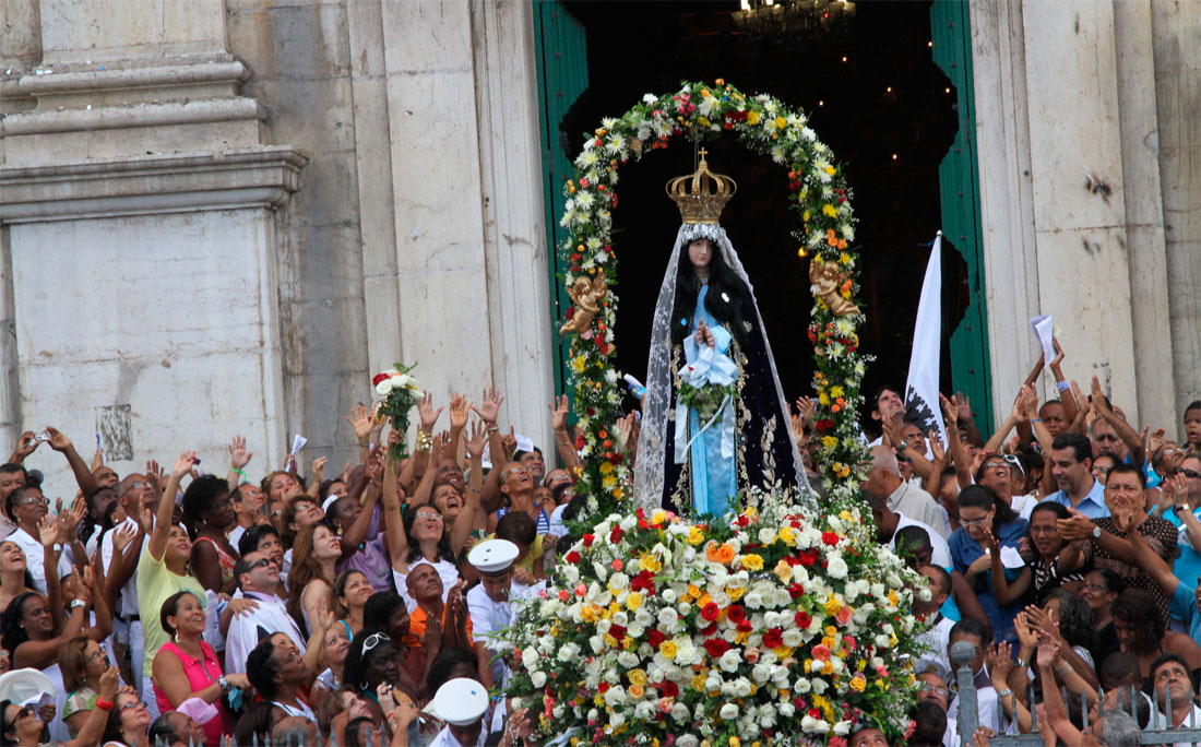 Missa e procissão para Nossa Senhora da Conceição, no Comércio