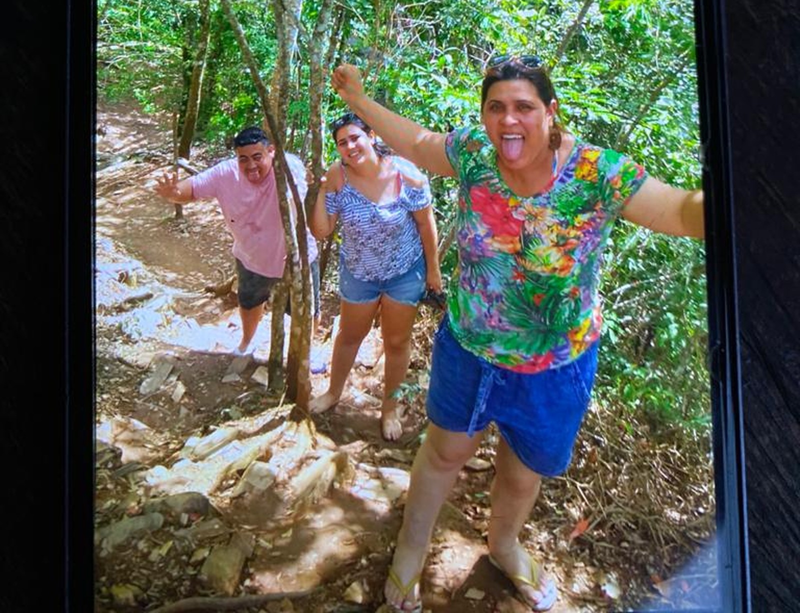 Cabeça d'água em cachoeira mata cinco pessoas em Minas ...