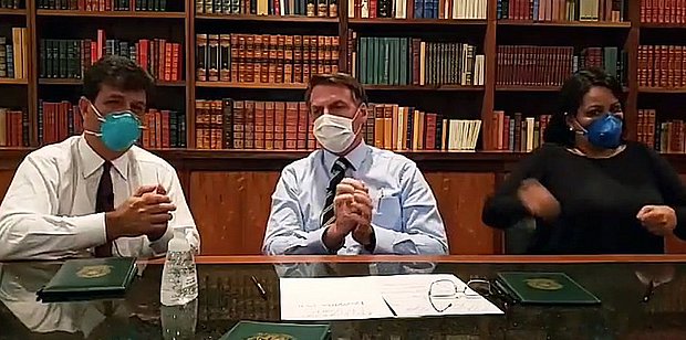 Bolsonaro Fara Novo Exame De Coronavirus E Ficara Em Isolamento