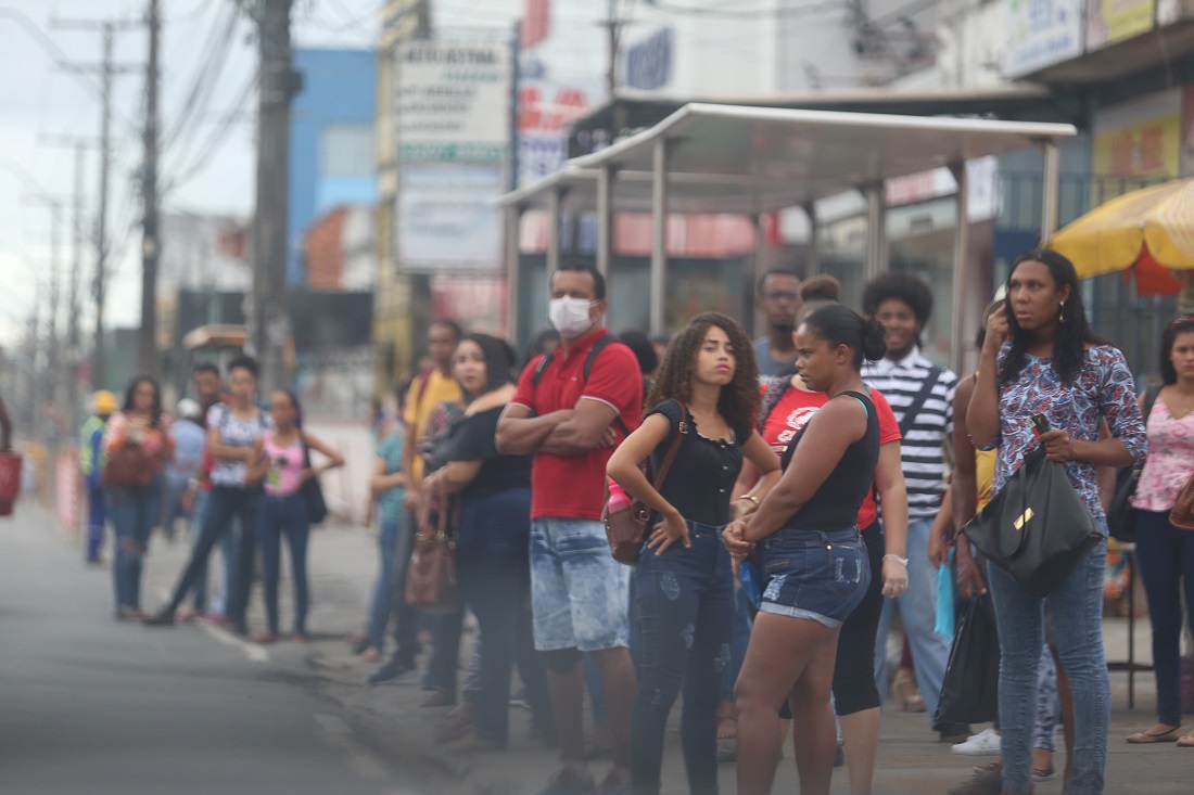 Bonfim_Salvador_Bahia_ponto_de_onibus_quarentena_Coronavirus_Foto_Tiago_Caldas_correio.JPG