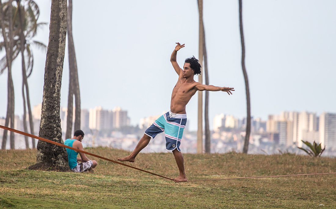 Diversão no Jardim de Alah.