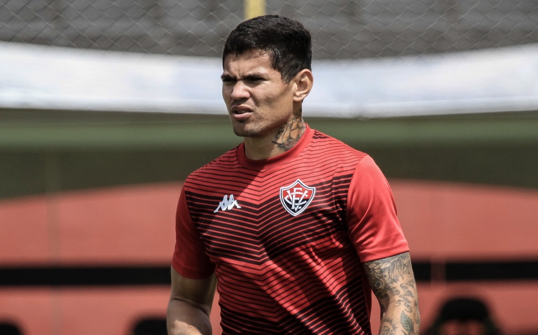 Revelado na Toca do Leão, o centroavante Léo Ceará é o dono da camisa 9