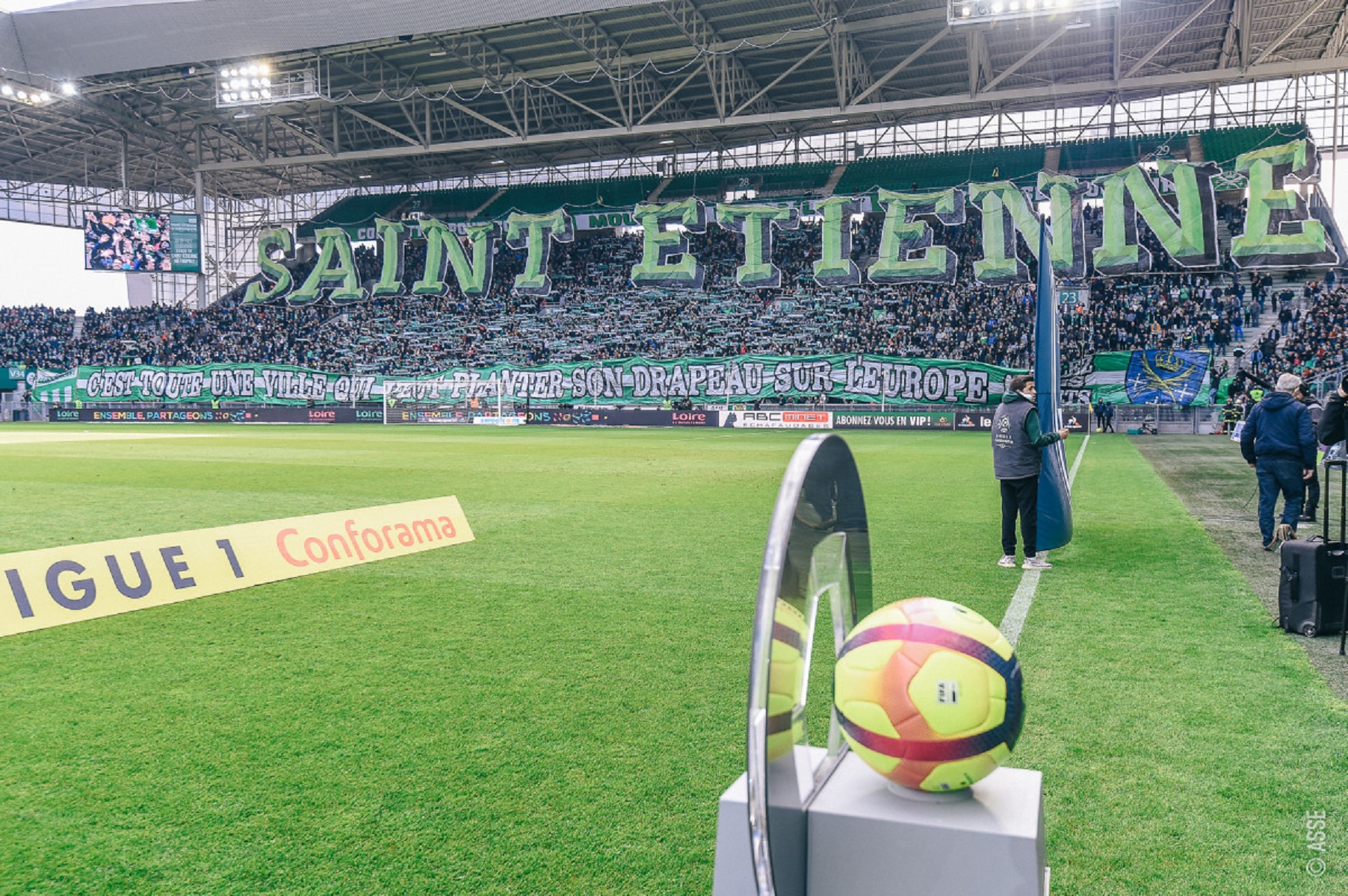 Saint-Étienne é o maior campeão francês, mas o último troféu foi há 39 anos