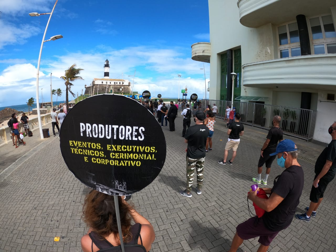 Manifestação teve participação de diversos segmentos da área de eventos: desde produtores até garçons e técnicos de som