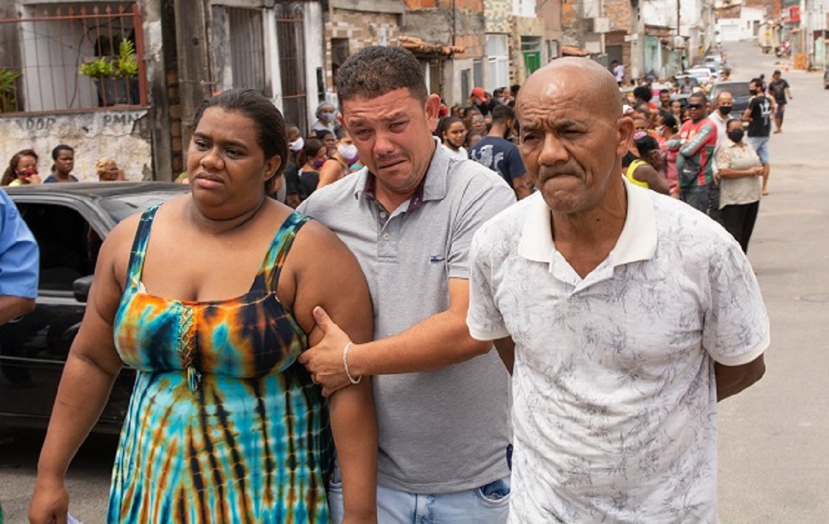 Pais e o avô de Kaíque Soares