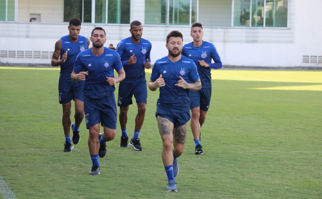Após voltar da Argentina, elenco do Bahia treinou no CT do Fluminense, no Rio de Janeiro